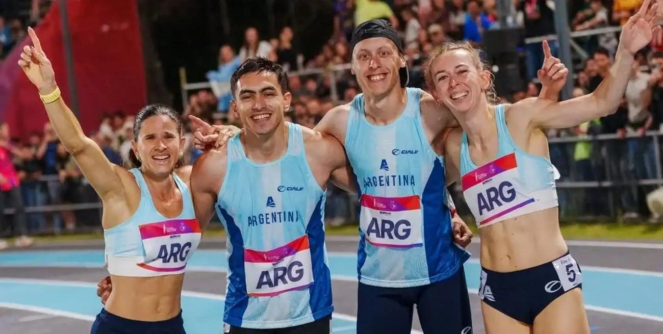 En Atletismo 4x400 posta mixta, se impuso el equipo argentino compuesto por Florencia Lamboglia, MEgan Powell, Elián LArregina y Agustín Pinti.