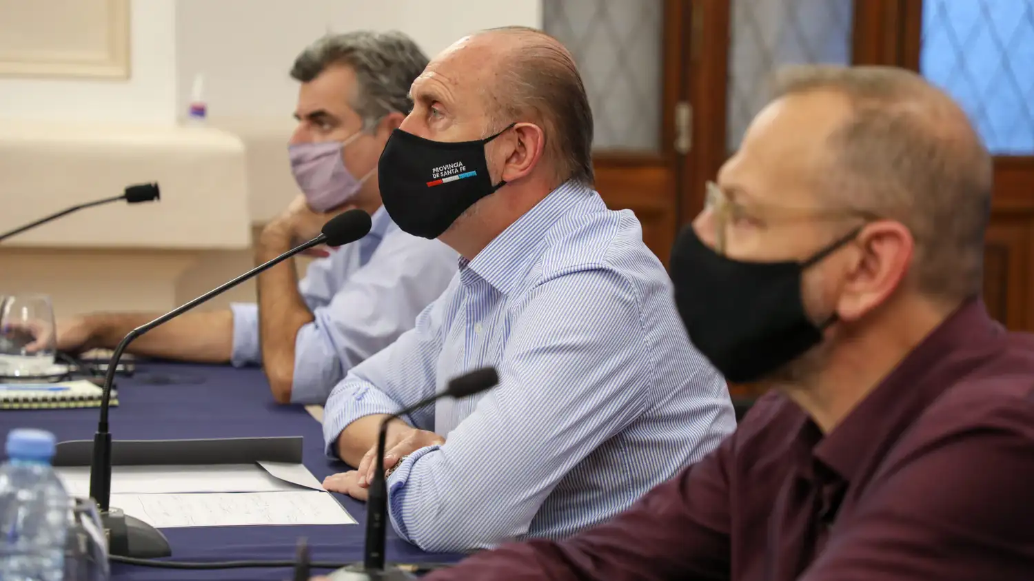 El Gobernador se reunió con intendentes, presidentes comunales y el Comité de Expertos