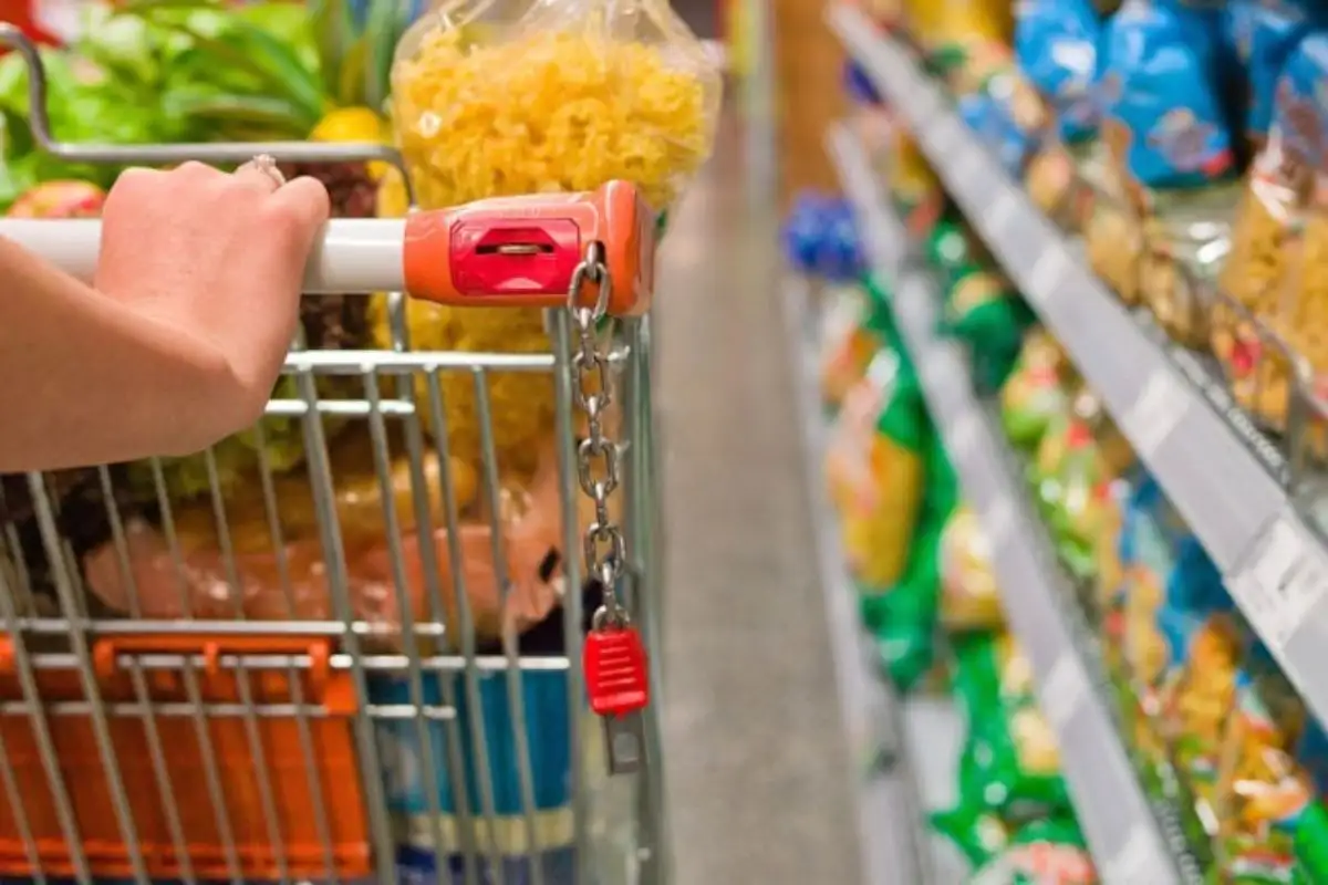El Índice de Precios al Consumidor (IPC) acumuló en los primeros diez meses del año un alza del 107%.