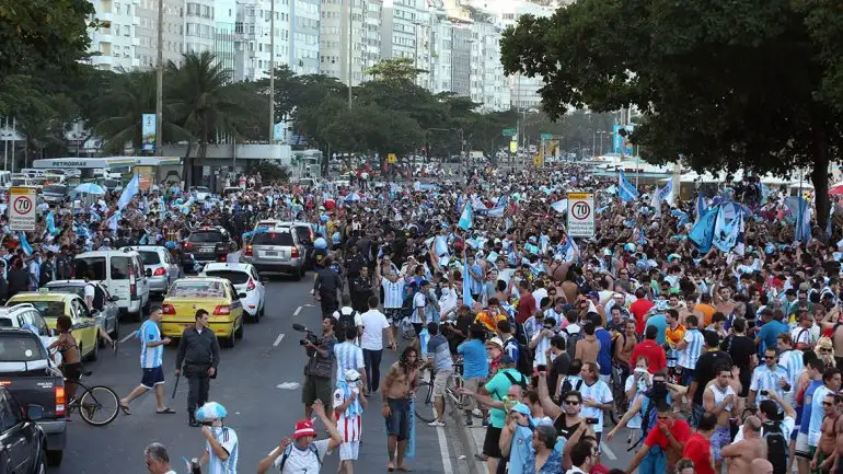 Brasil blinda Río de Janeiro antes de la final y espera una “invasión de 100 mil argentinos”