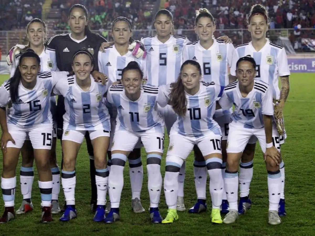 Escándalo en la Selección femenina de fútbol: piden la salida del cuerpo técnico