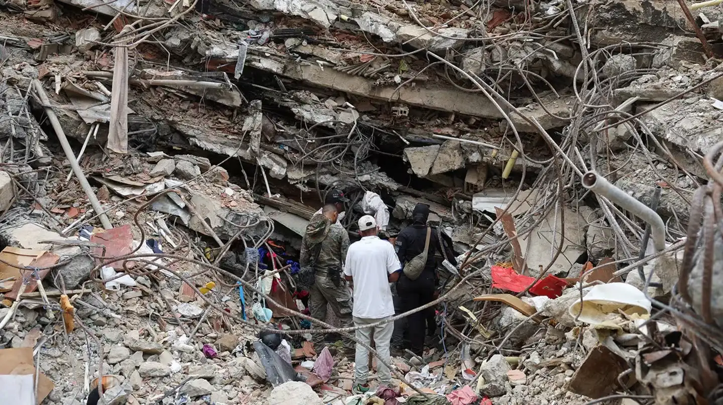 315 cuerpos aún no pudieron ser identificados.
