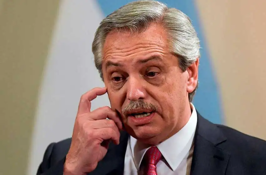 El Gobierno analiza decretar la cuarentena total