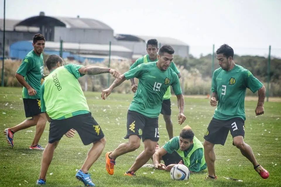 Aldosivi ya trabaja para el domingo