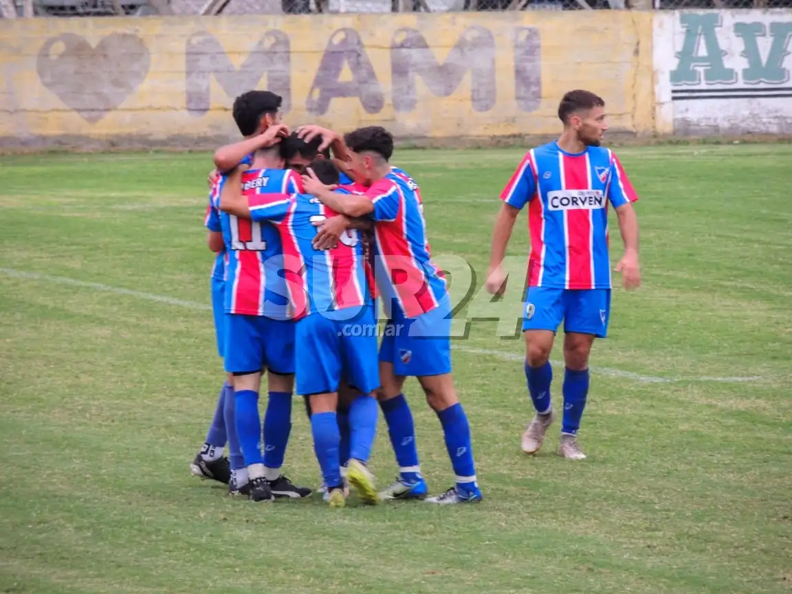Grito de gol Tricolor. Nueva goleada como local, tras tres fechas sin conocer la victoria. Foto: Lorena Canaveccio.