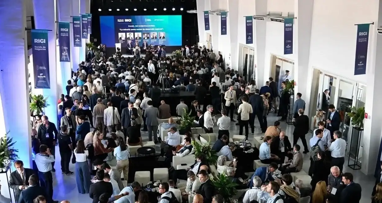 El masivo encuentro en La Fluvial reunió a miles de empresarios con la meta de potenciar a los proveedores santafesinos en grandes proyectos de inversión.