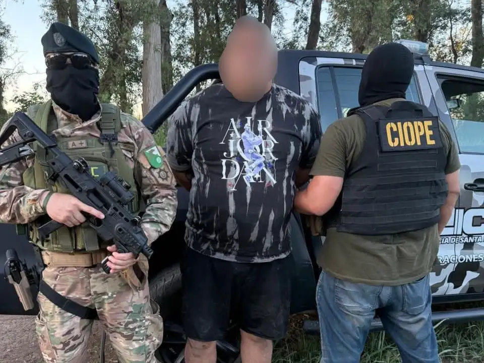 El momento de la detención de Palavecino.