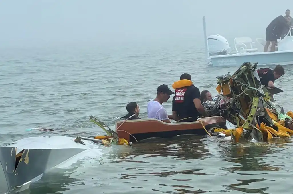 Avión con ayuda humanitaria se estrelló