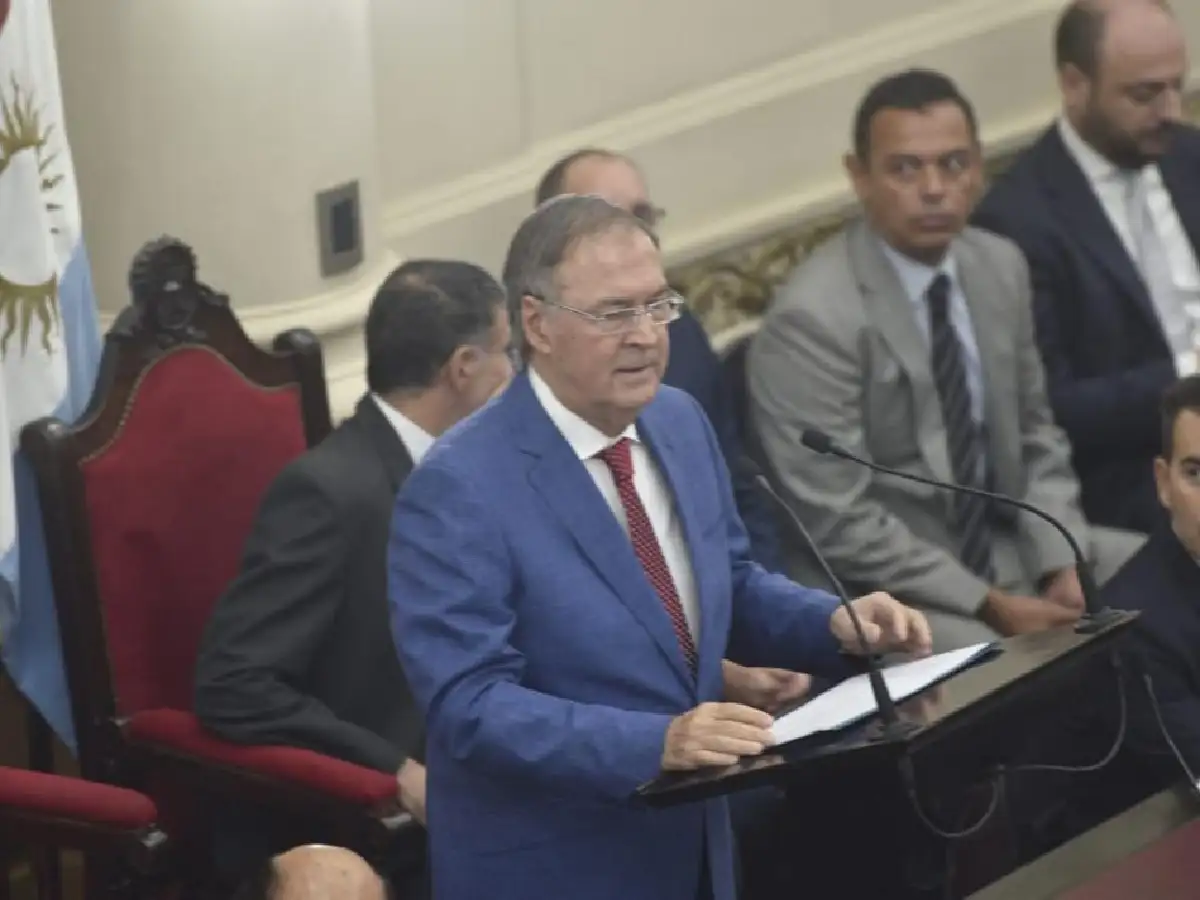 Juan Schiaretti: "ninguna preferencia nacional hará que se negocien los intereses de Córdoba". 