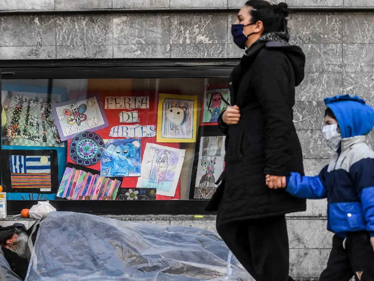 En mayo una familia tipo necesitó $43.000 para no ser pobre y $17.800 para no ser indigente