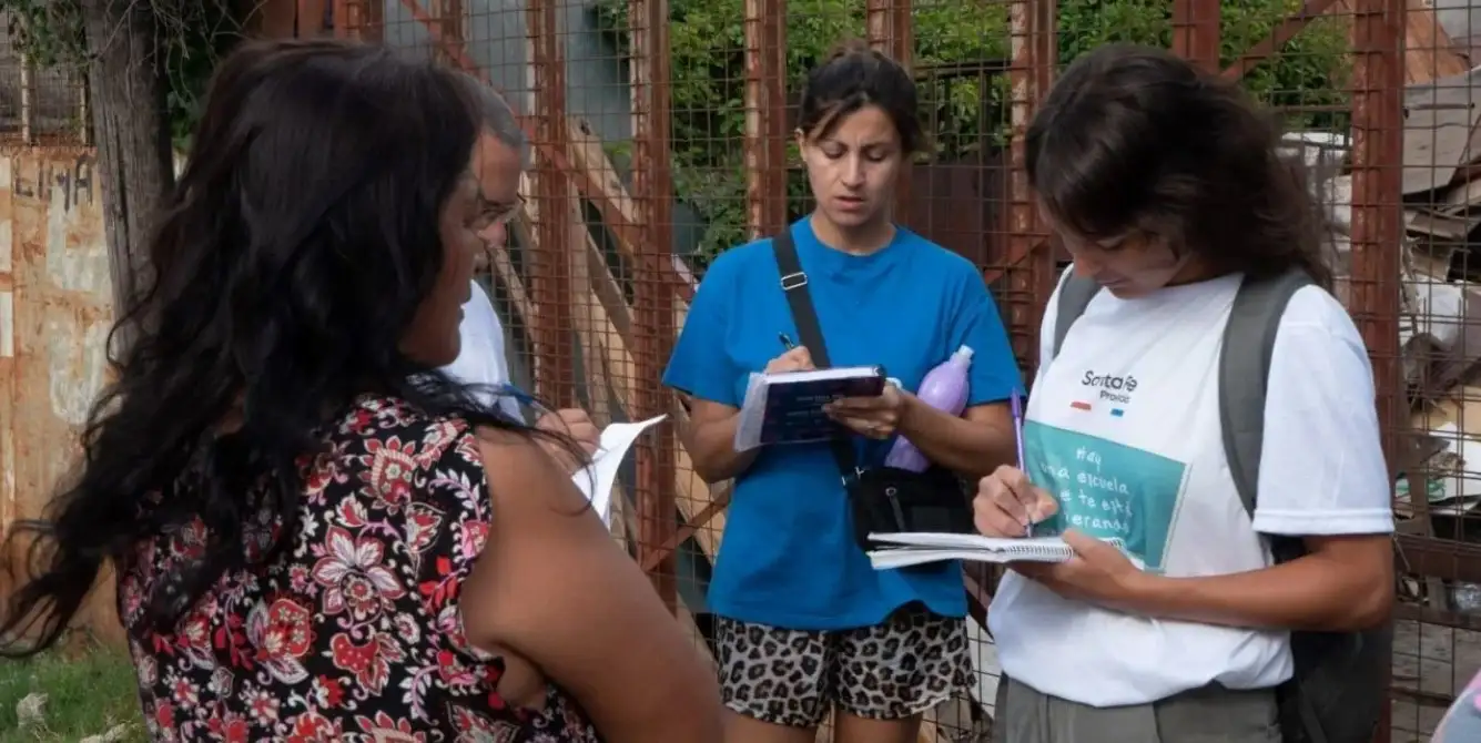 Cerca de 300 gobiernos locales ya tienen a todos los chicos y chicas inscriptos para el comienzo de clases