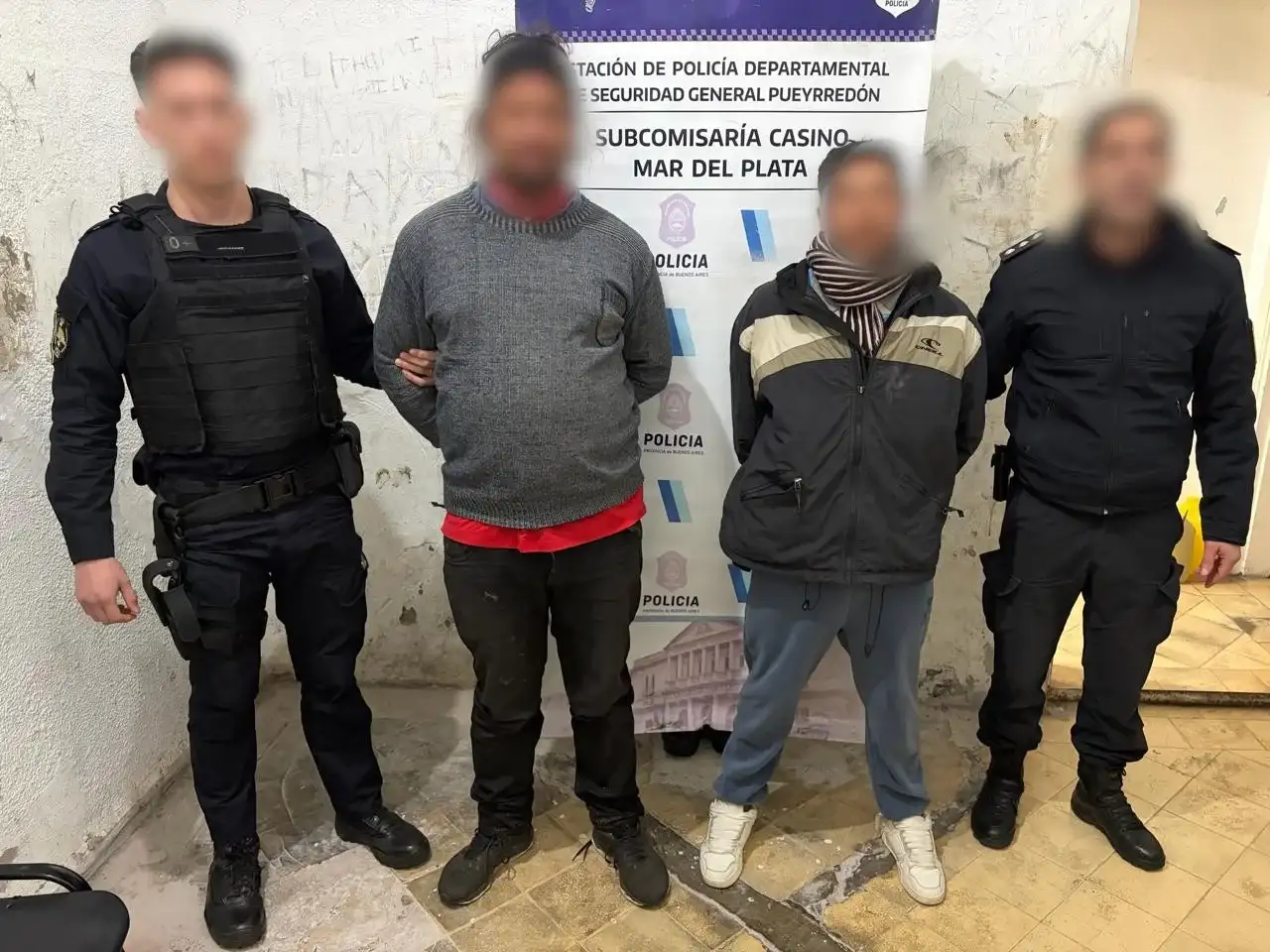 Los efectivos secuestraron entre las pertenencias de uno de los involucrados un cuchillo con mango plástico de color naranja y hoja de acero.