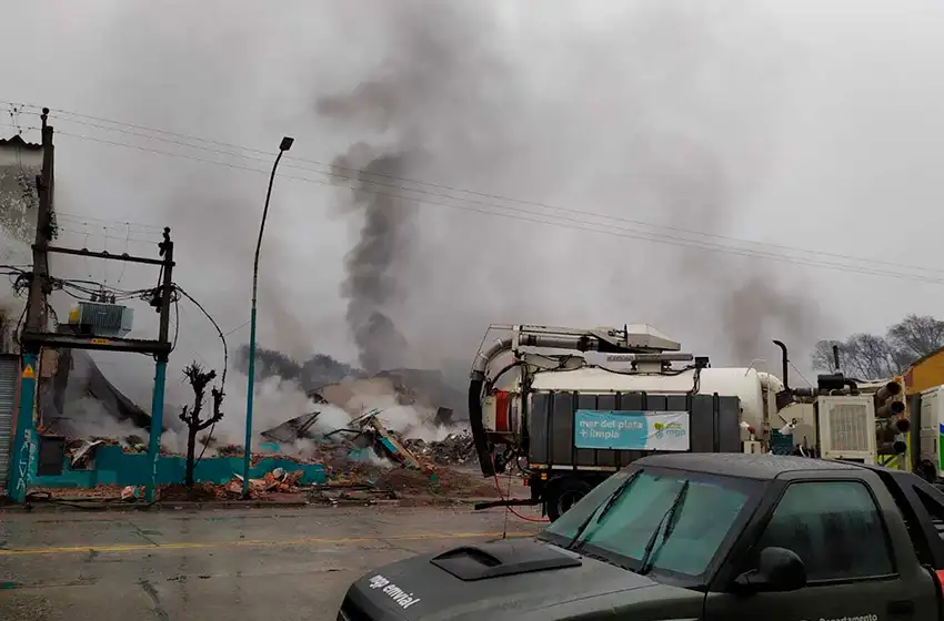 Incendio en Juan B. Justo: las pérdidas son millonarias
