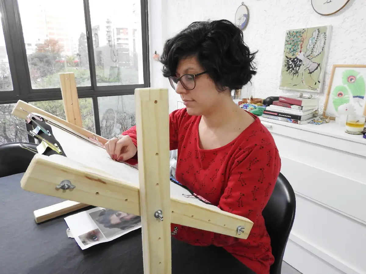 El mundo de Milena: telas, hilos y arte textil