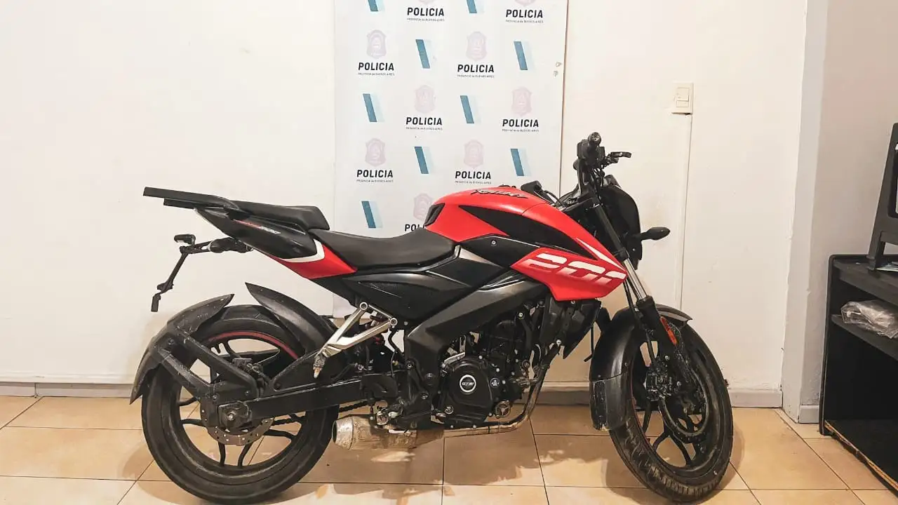 La motocicleta presentaba daños en el tambor de arranque.