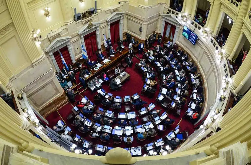 El Senado aprobó la ley de Emergencia Económica