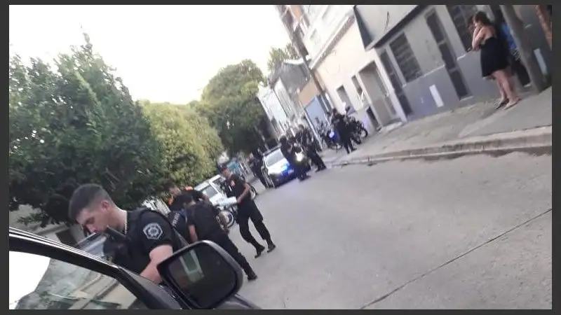 Detuvieron a un hombre armado cerca del Centro de Justicia Penal de Rosario