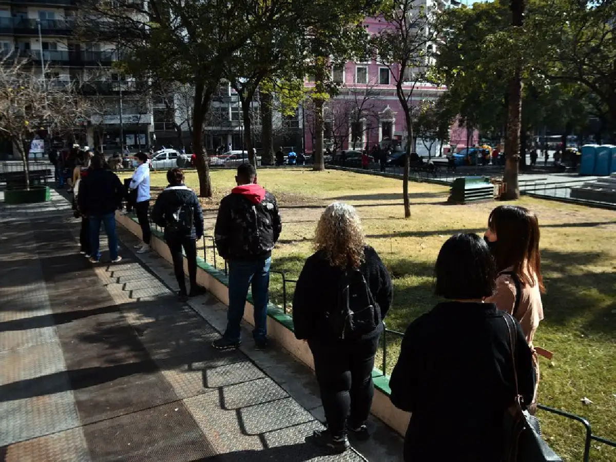 Coronavirus en Argentina: 206 muertes y 12.412 nuevos contagios de covid