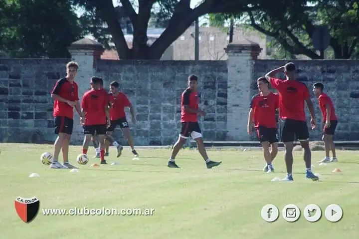 Comesaña define el equipo para visitar a Vélez