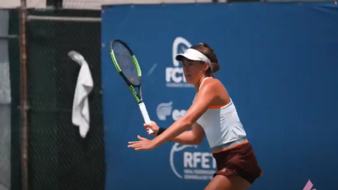 Resonante triunfo de Solana Sierra para meterse en semifinales