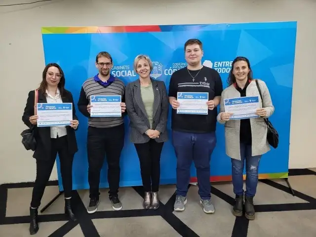 Jóvenes en Ciencia: Provincia financiará investigación de estudiantes de la UTN