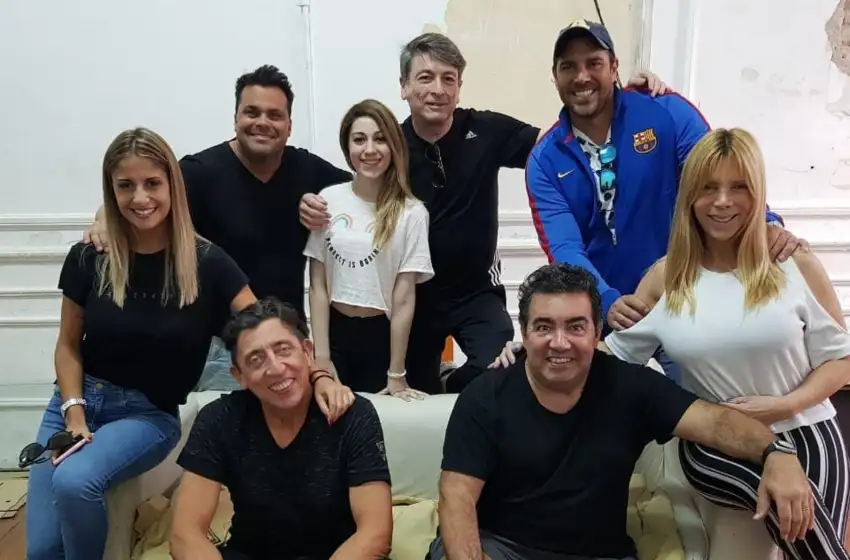 "Mi mujer se llama Mauricio" abre la temporada teatral