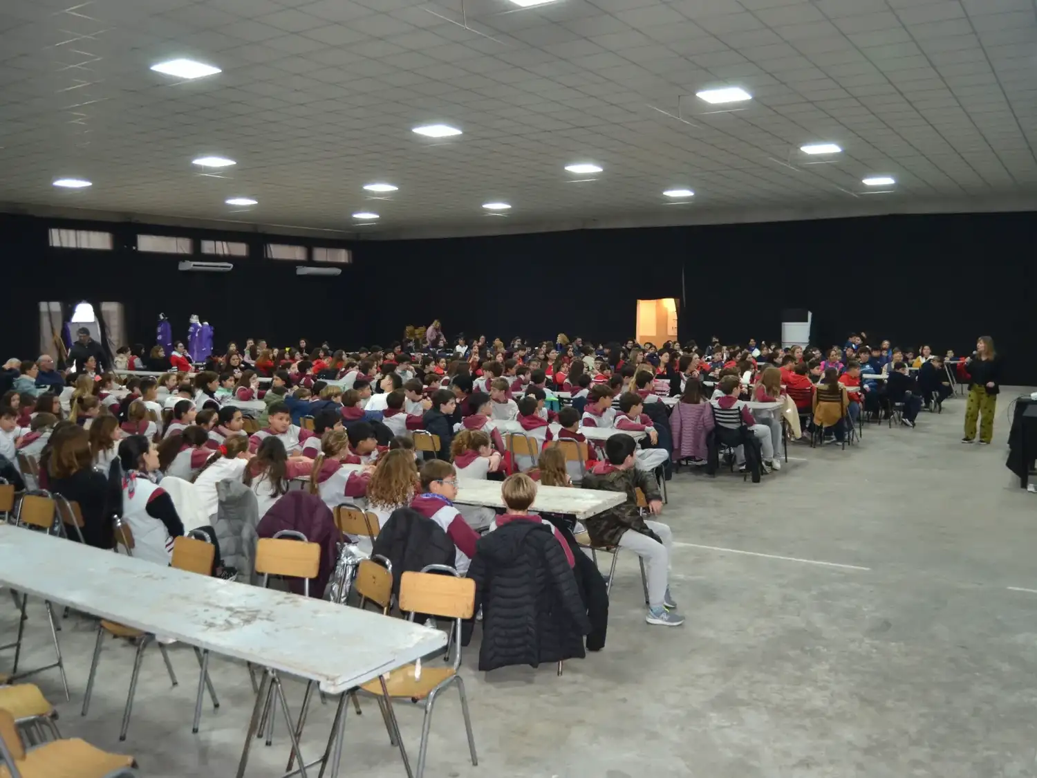 Buena respuesta de alumnos del nivel primario y secundario.