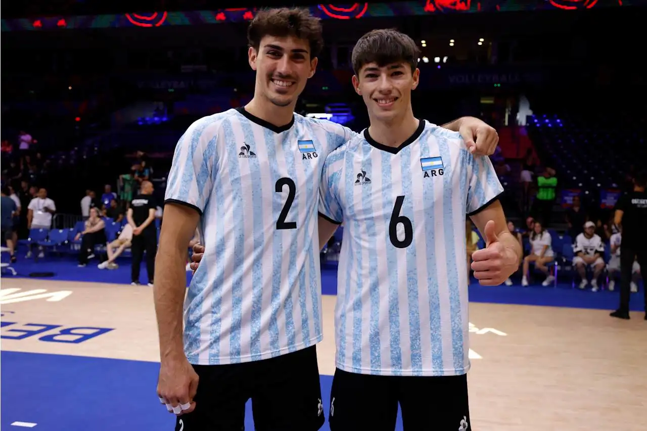 Lucas Conde luciendo la 2 de la Selección Argentina.
