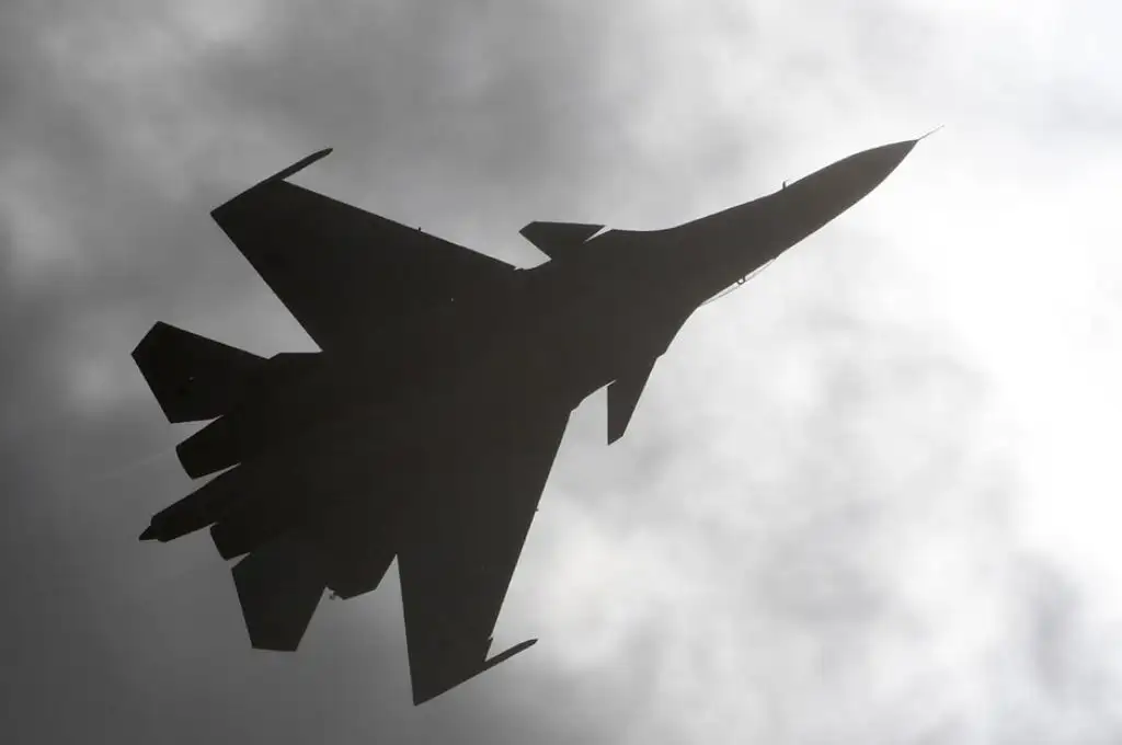 Se estrella un avión Su-30 en la región rusa de Tver y los pilotos logran eyectarse