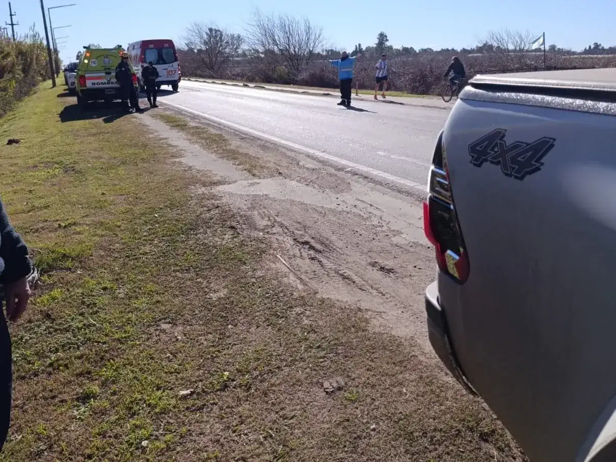 Siniestro vial con una lesionada.