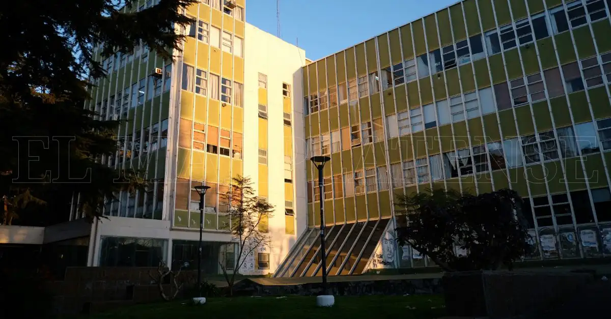 Debatieron los candidatos a Rectores de la Universidad