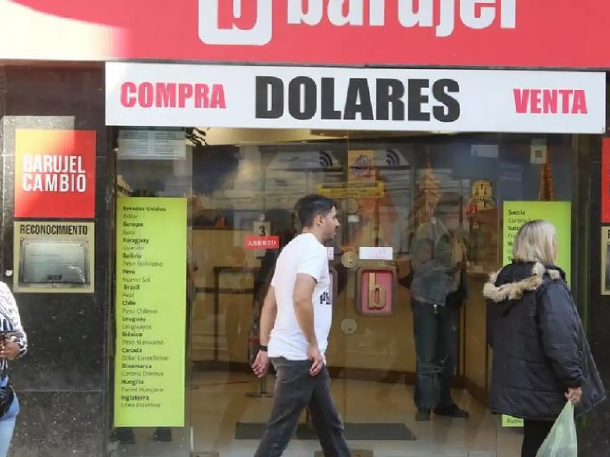 A cuánto cotiza el dólar "blue" en el primer día de vigencia de nuevas medidas