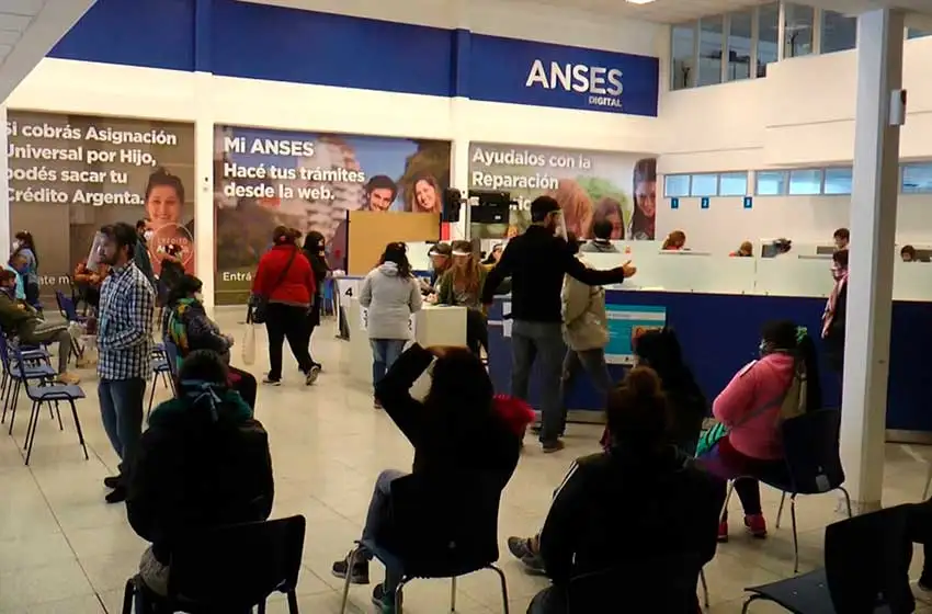 En qué consiste el análisis socioeconómico del refuerzo de ingresos
