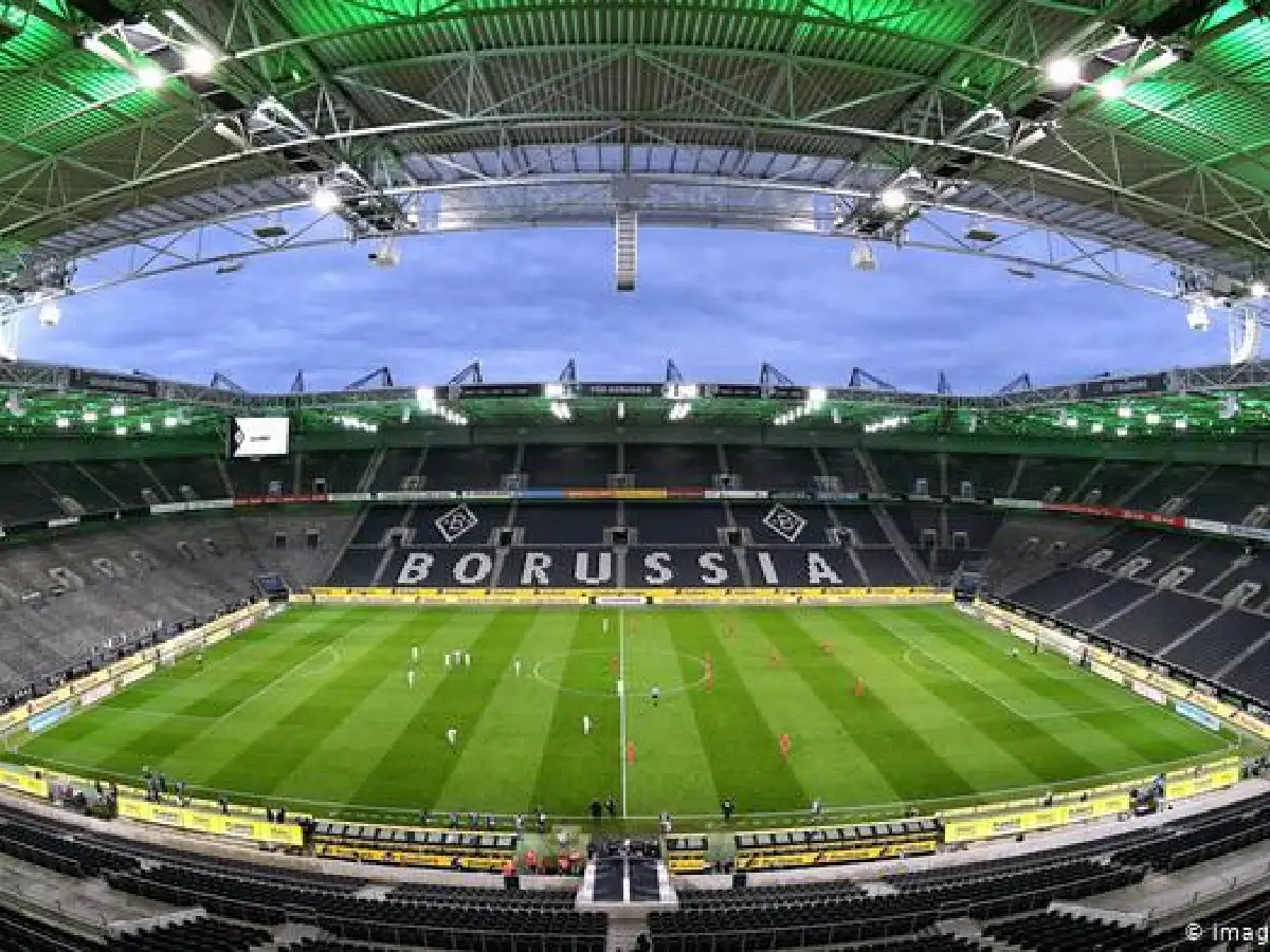 En Alemania los estadios de fútbol estarán cerrados hasta fin de año 