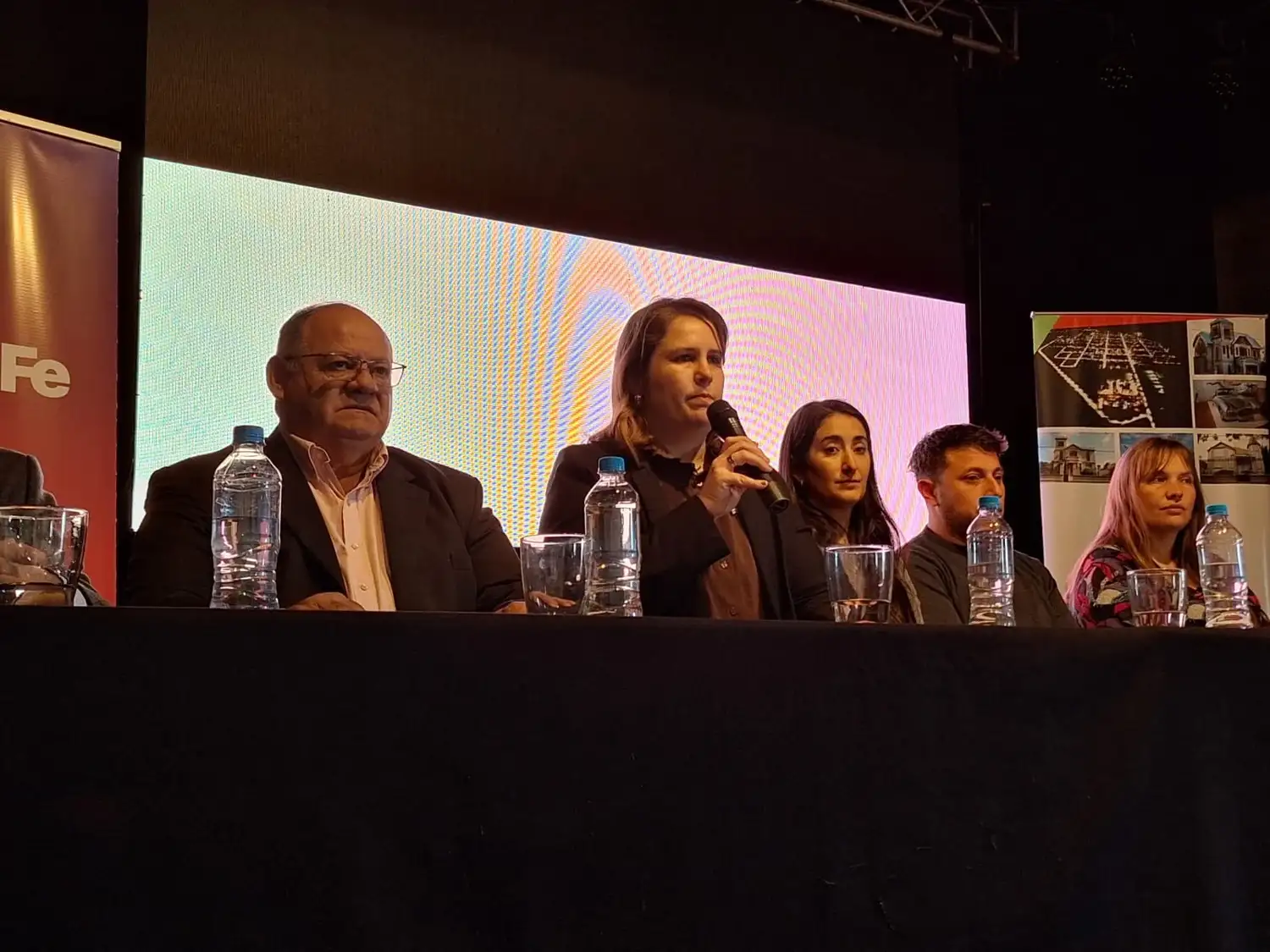 La presidenta comunal de Zenón Pereyra, Verónica Gallo presentó el sorteo.