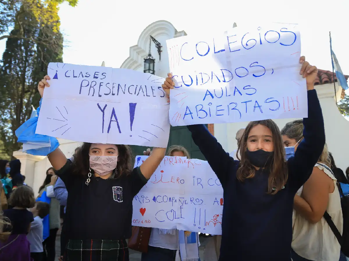 Córdoba: rechazo judicial a amparos de padres  por la presencialidad