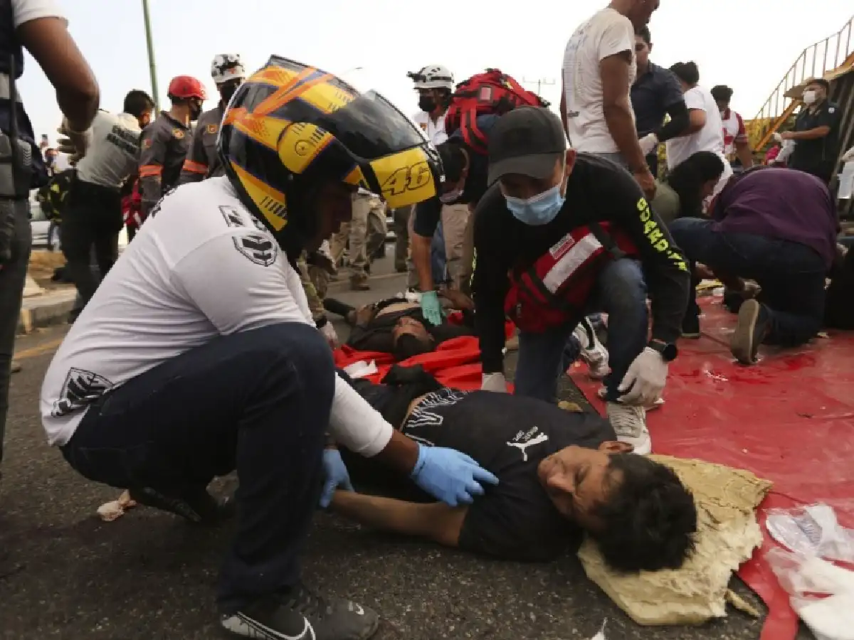 Tragedia en México: al menos 54 muertos en un accidente de camión 