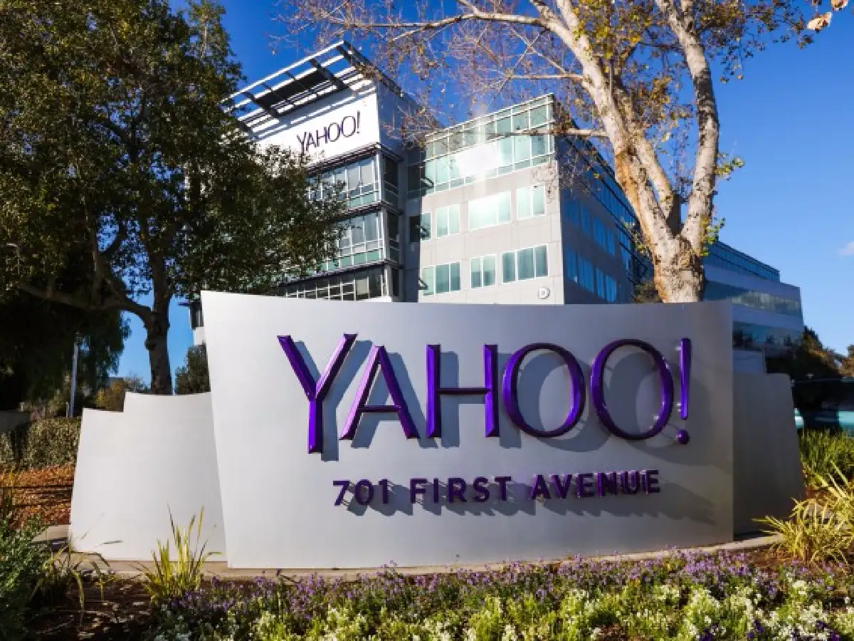 Yahoo admitió que le robaron información de "más de 1.000 millones" de cuentas