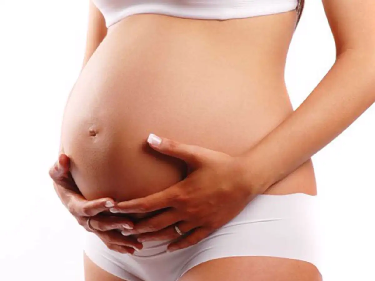 Grávida: contención post aborto y advierten sobre daño psicológico