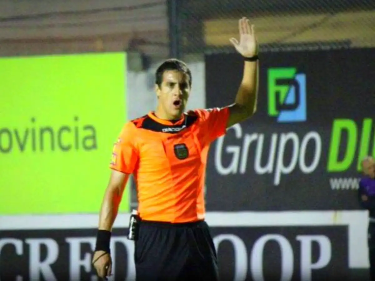 Designaron los árbitros de la novena jornada de la Superliga