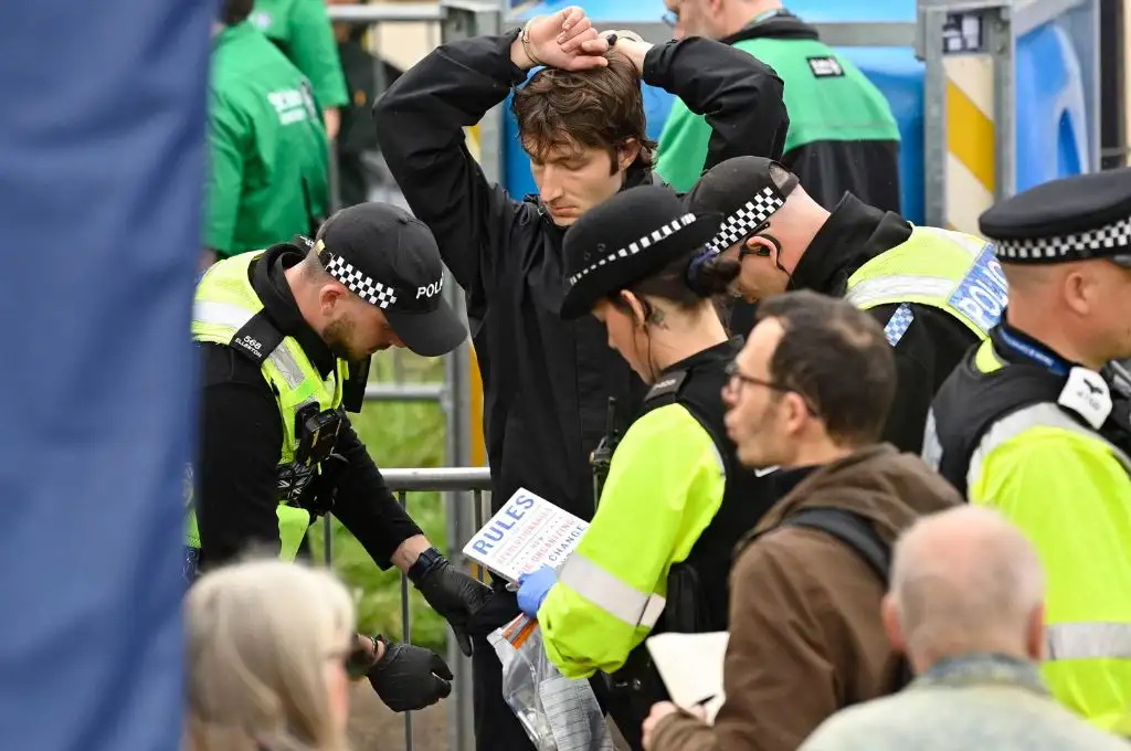 Reino Unido: al menos seis detenidos cuando protestaban contra la coronación