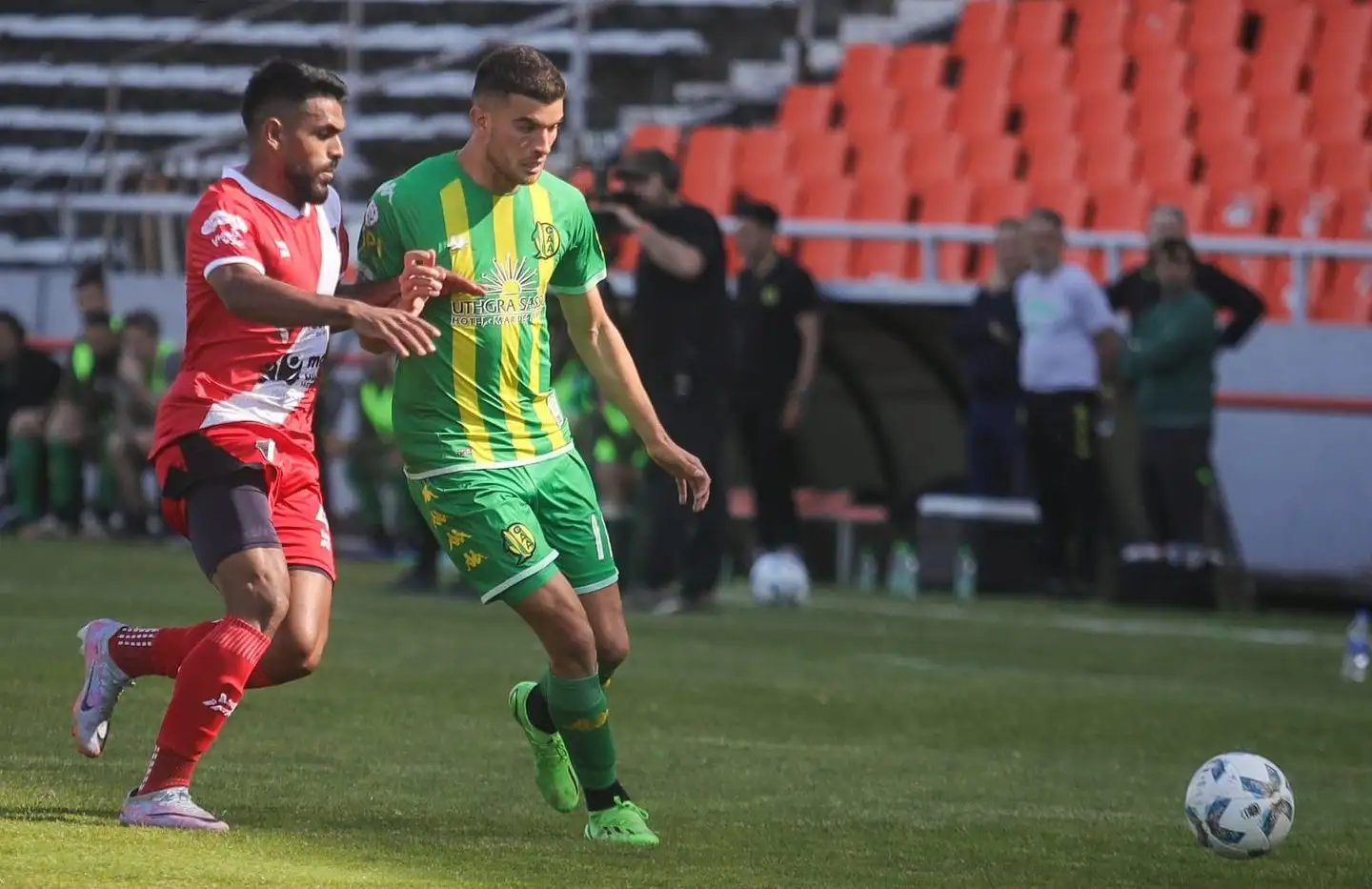 Aldosivi sumó un punto que lo deja al borde de la permanencia