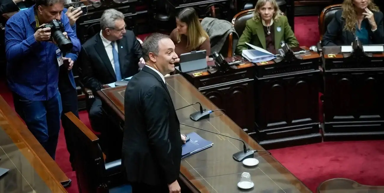 El caso de Adorni se convirtió en uno de los focos más sensibles de la agenda legislativa.