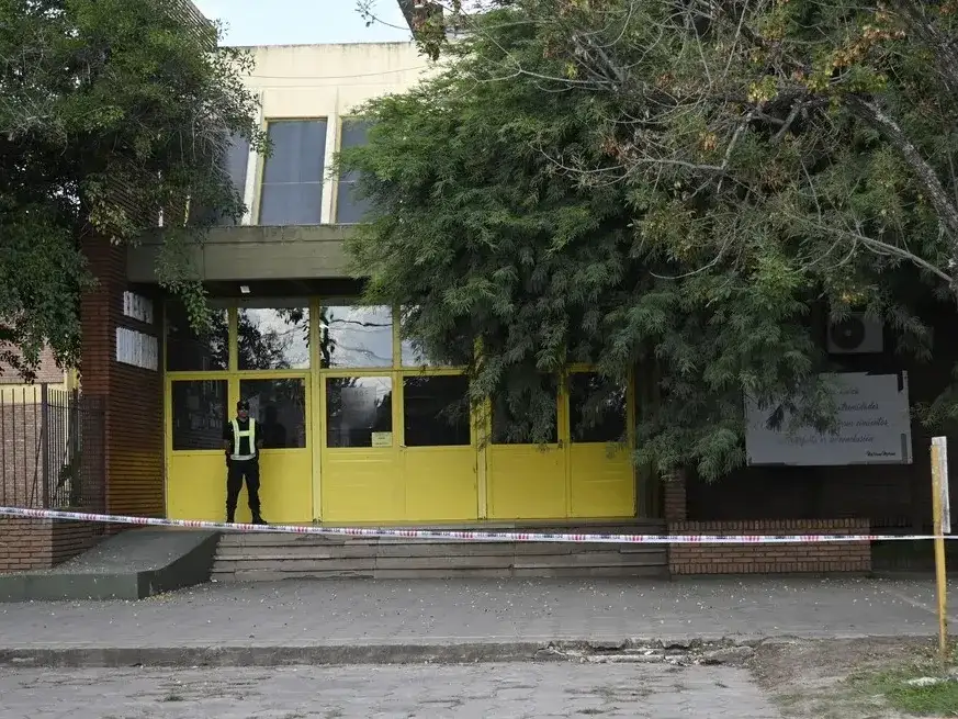 La Escuela Normal Nº 40 retomará las clases de manera progresiva tras la autorización judicial.