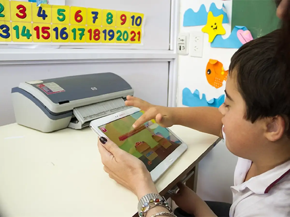 Educación virtual y discapacidad: el desafío  de reconstruir el vínculo  