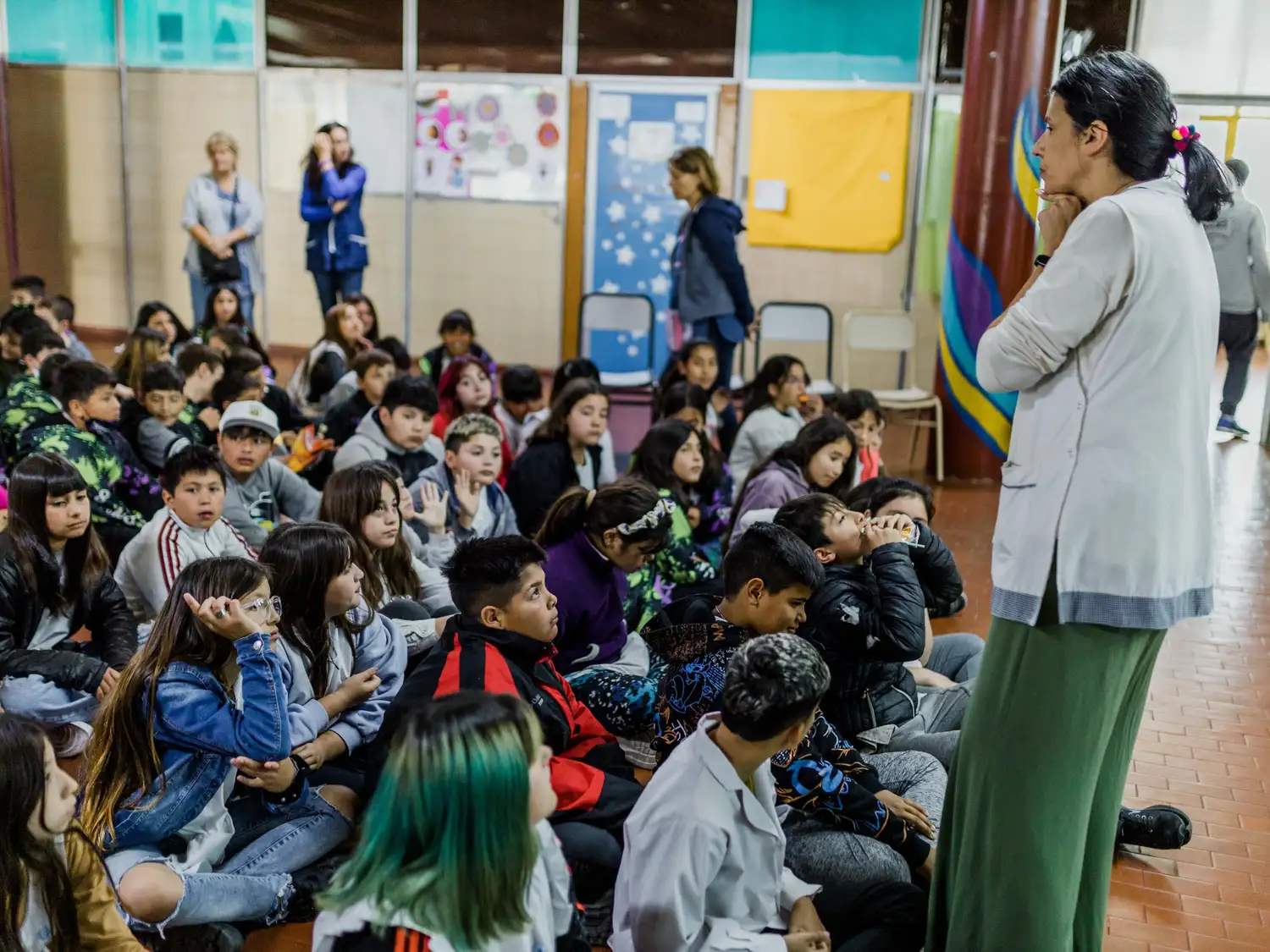 Escuelas, sociedades de fomento y otras instituciones de la ciudad pueden coordinar charlas sobre esta temática.