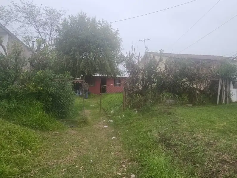 Tras un allanamiento de urgencia, lograron detener a un hombre de 43 años en la calle Lynch al 6100.