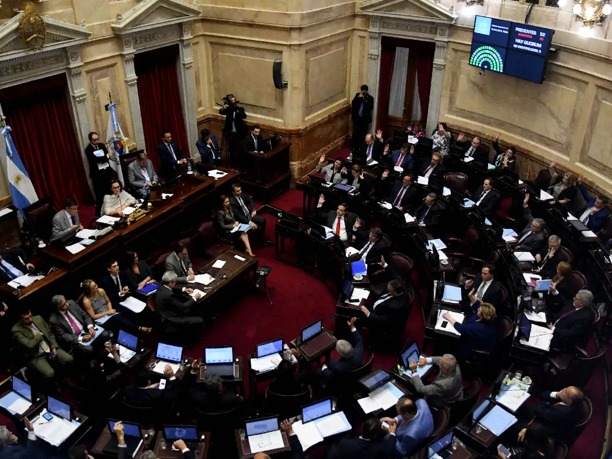 Una empleada del Congreso denunció a un senador por abuso