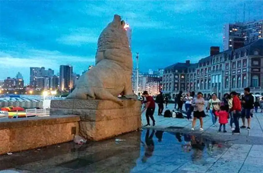 Advierten que la Rambla presenta un estado de "decadencia y abandono"