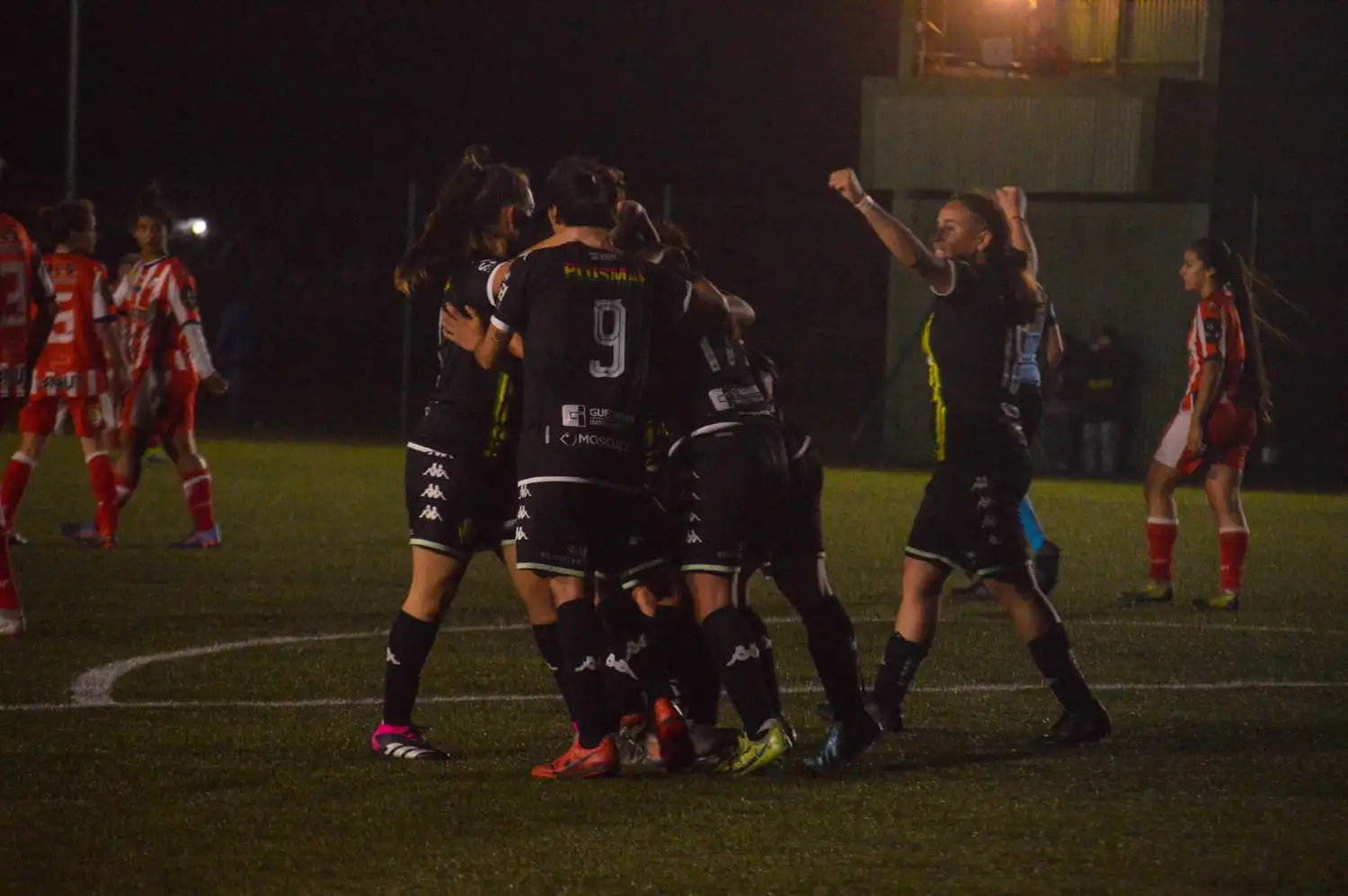 Aldosivi clasificó a semifinales del Clausura